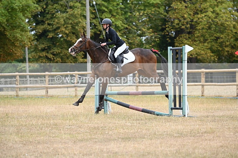 WJ6_0576 - Class 14 Intermediate Jumping 75cm