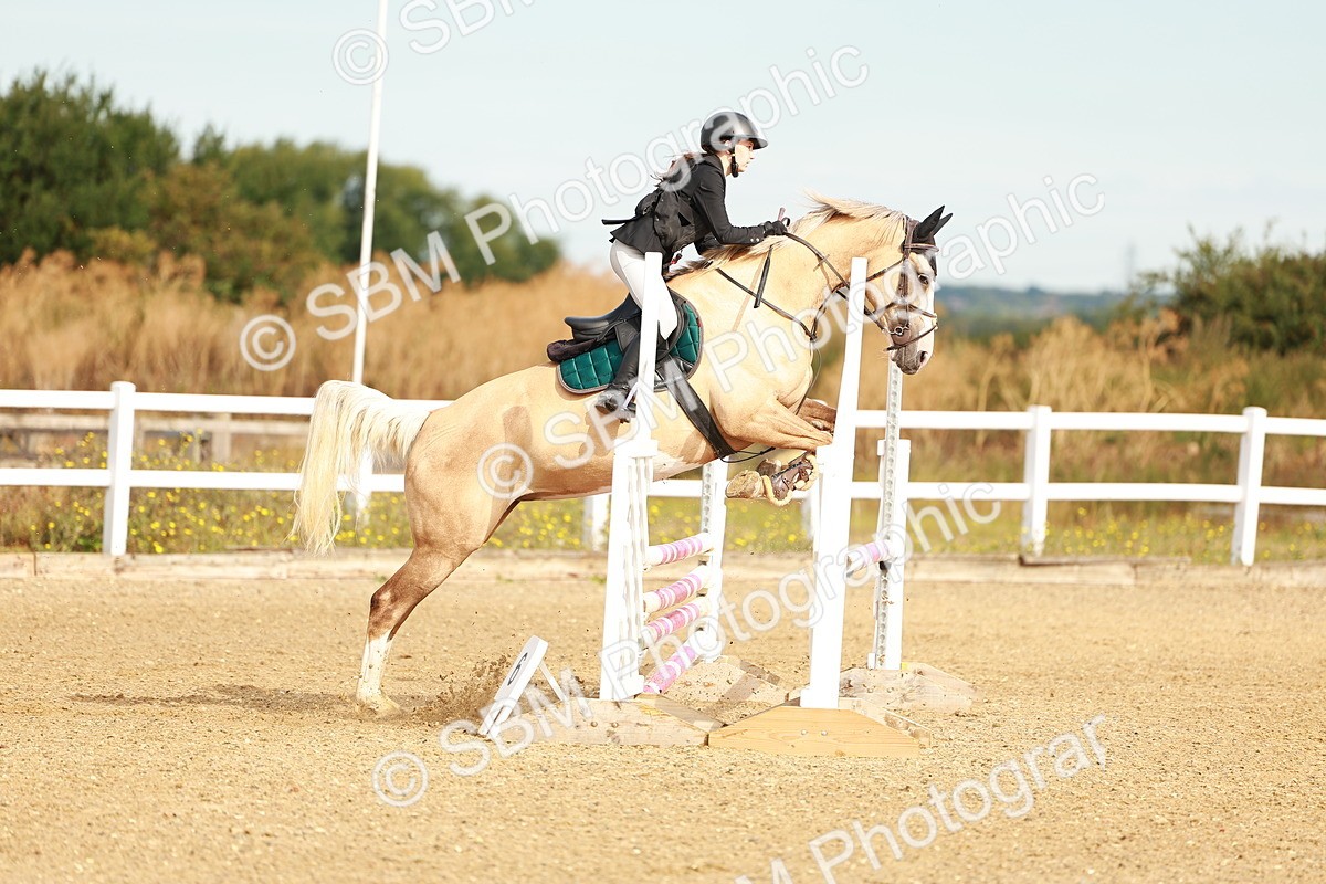 SBM_002067 - Class 8 - Clear Round