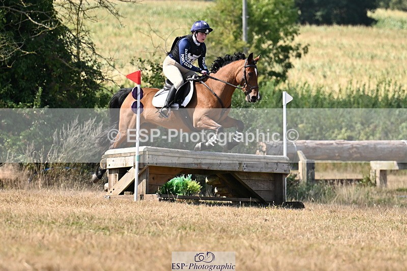 250824A-145530-38632 - 2148-Eva.Kevern-Monivea.Western.Diamond