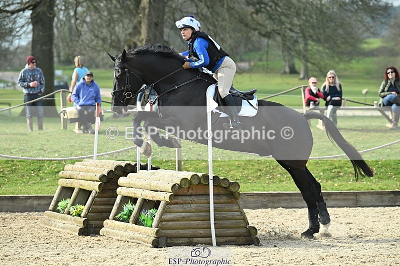 250309A-141503-01639 - Cls 03 90cm 13.50 to CW