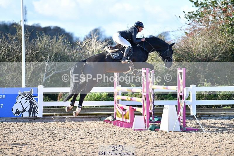 231110A-143806-00816 - Cls 6 Foxhunter & 1.20m Open