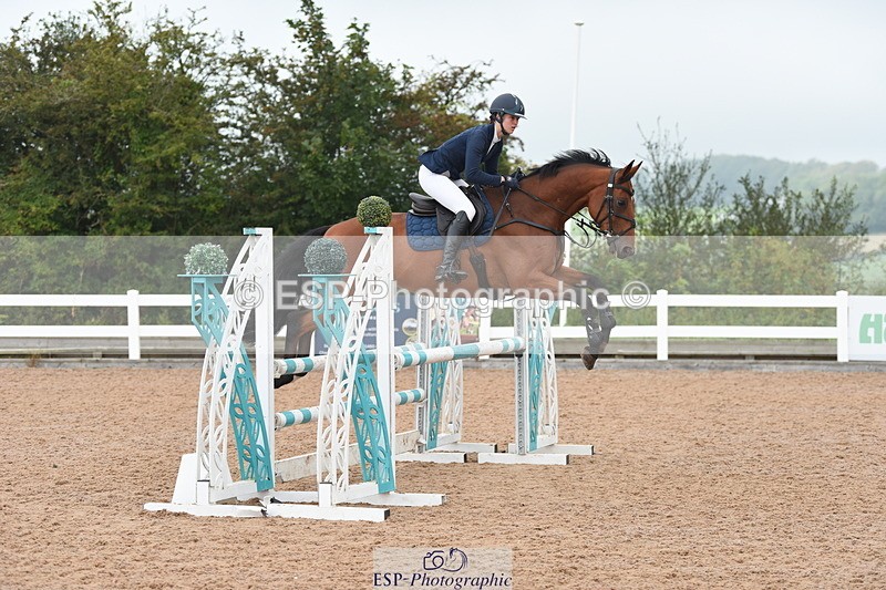 230902A-112954-00602 - Cls 8 1.05m Amateur Quali