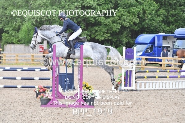 BPP_1919 - SAT CLASS 10 Senior British Novice/ 90cm Open