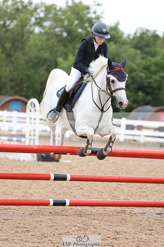 240630A-105801-12460 - Cls 31 Discovery and 90cm Open