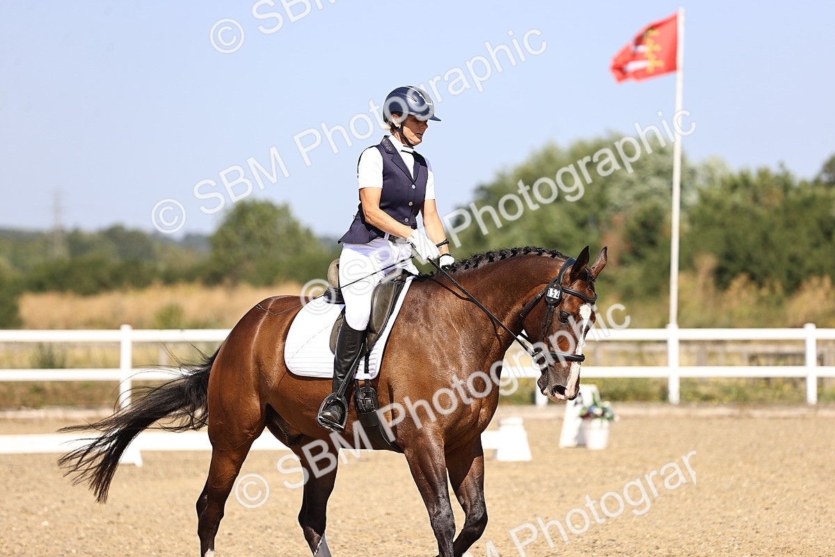 SBM_009385 - Novice 5 - 9.50-10.53