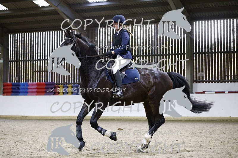 _T0A3733 - 1M Clear Round