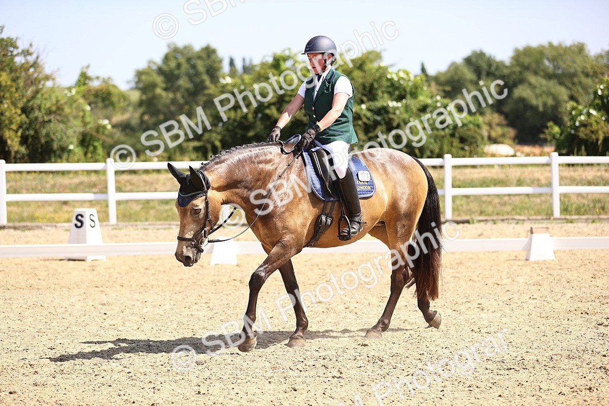 SBM_009497 - Novice 5 - 9.50-10.53