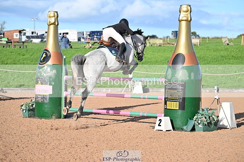 231014A-182143-06473 - Cls 21 National 1.30 & 1.40m Open