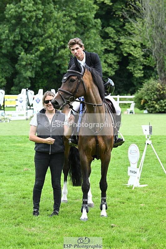 250615A-124614-10757 - Cls 37 Snr 1m30 GP