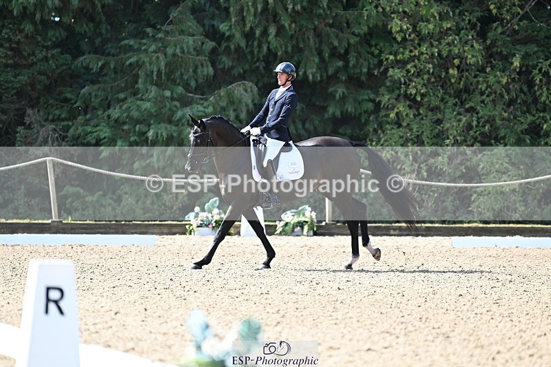 250810A-102734-05159 - 009-Ben.JamesClapton.Banks.Primadonna