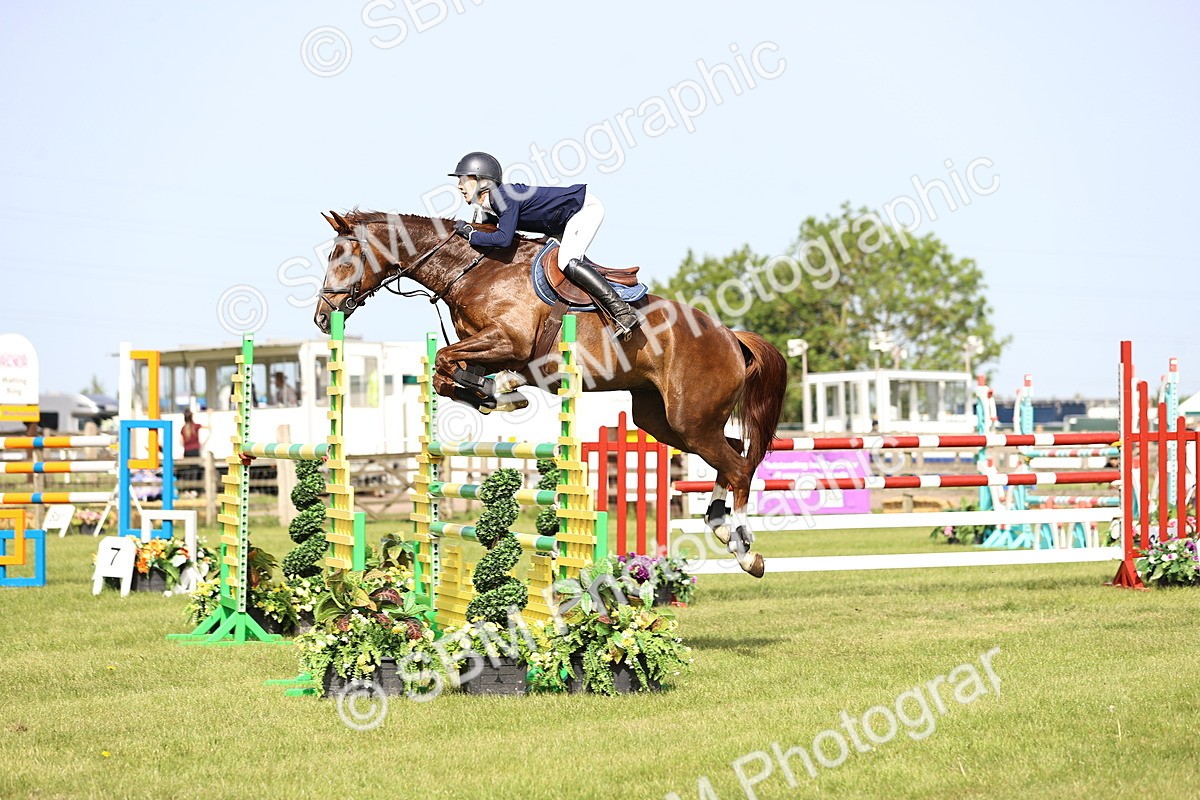 SBM_01472 - Class 200 - Martin Grant Homes Welcome Stakes 1.25m Open