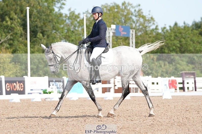 250817-102901-08070 - 149-Sophie.HawkeRAINBOW.DREAM