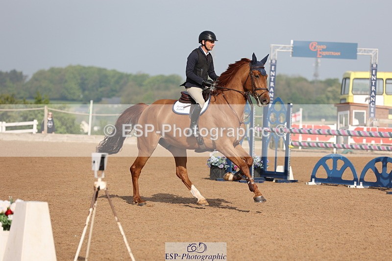 240511A-084138-10719 - Cls 32 Foxhunter