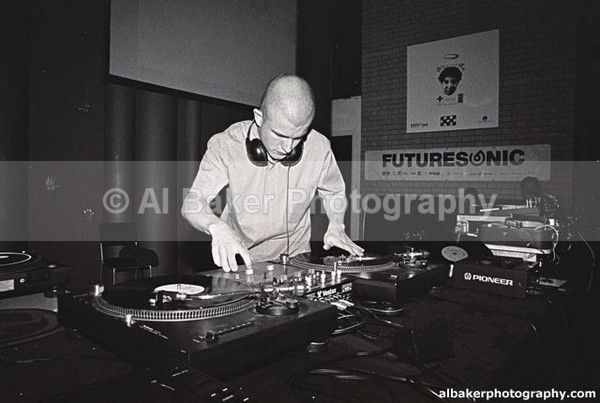 05 plus-one - Counter Culture @ Contact Futuresonic 10.06.00