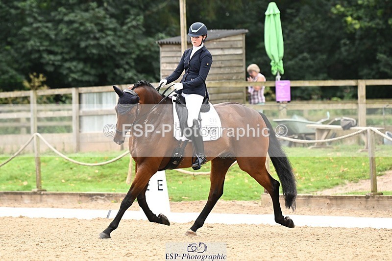 240811-105128-05343 - 213-Bryony.Goodwin-Dion.II