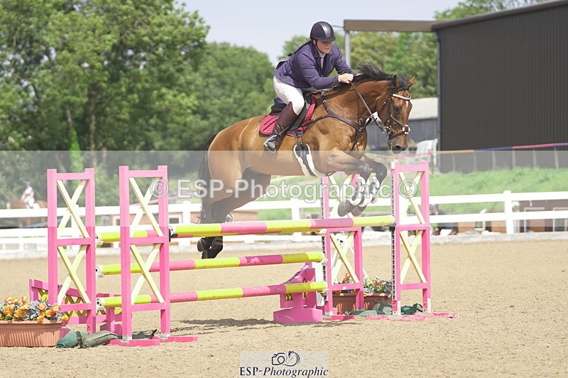 230810A-131616-02364_Cls 4 105m Amateur Quali - 779-445-8123