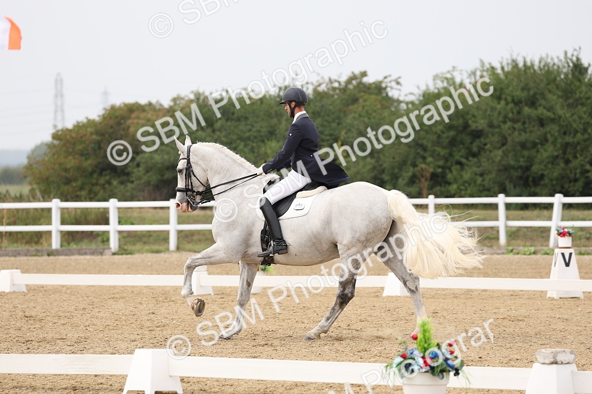 SBM_008174 - Class 10 - FEI INT I - 16.10-16.50