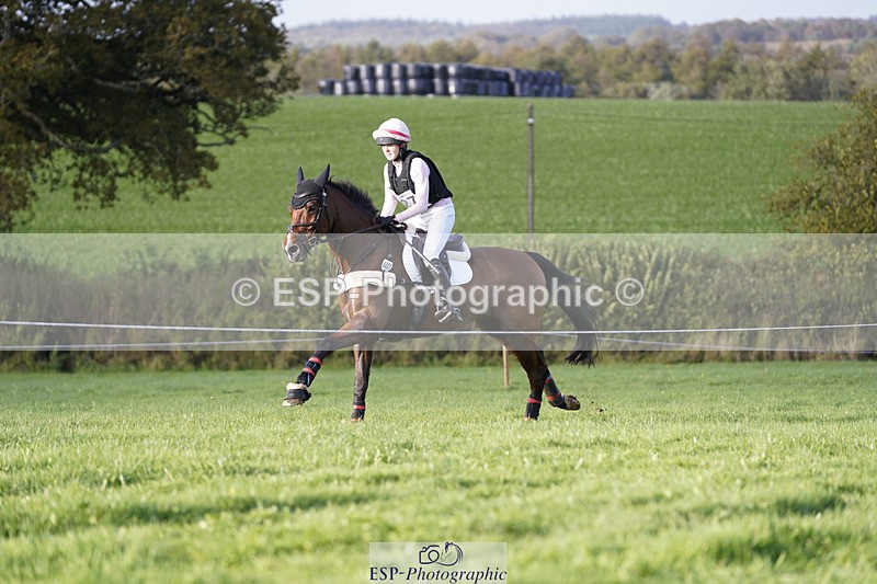 241025-153754-10491 - 227-Clementine.Crosthwaite.Eyre-LYJADOR