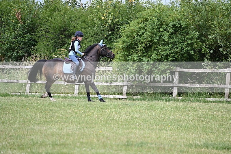 WJ6_6354 - 60cm XC Time 10:17 to 10:49