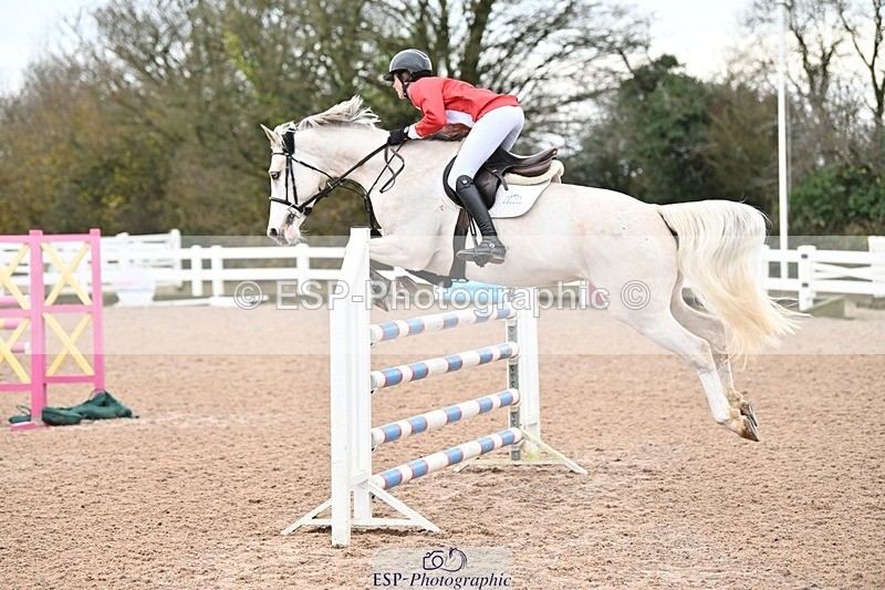 241206-122314-00695 - Cls 5 Newcomers and 1.10m Open