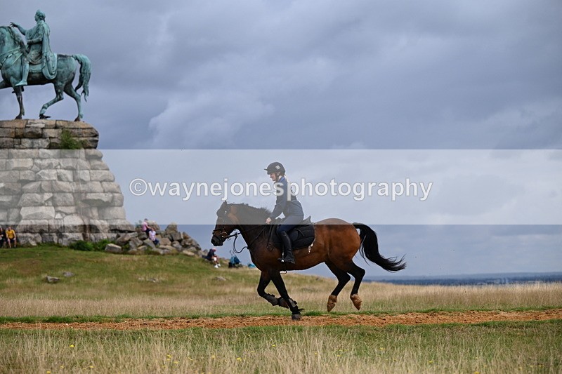 DSC_4726 - Time at Statue 11:10 to 11:42