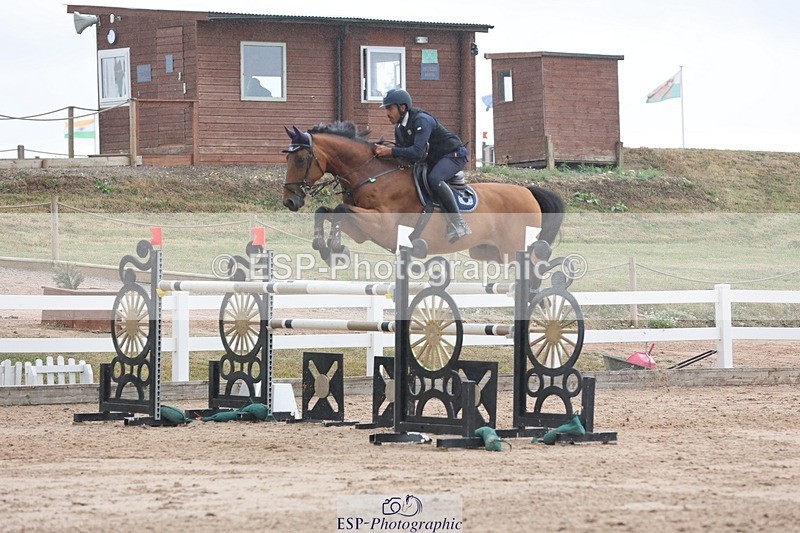 250717-135451-05657 - Cls 1, 3 Star Small Tour Start to Break