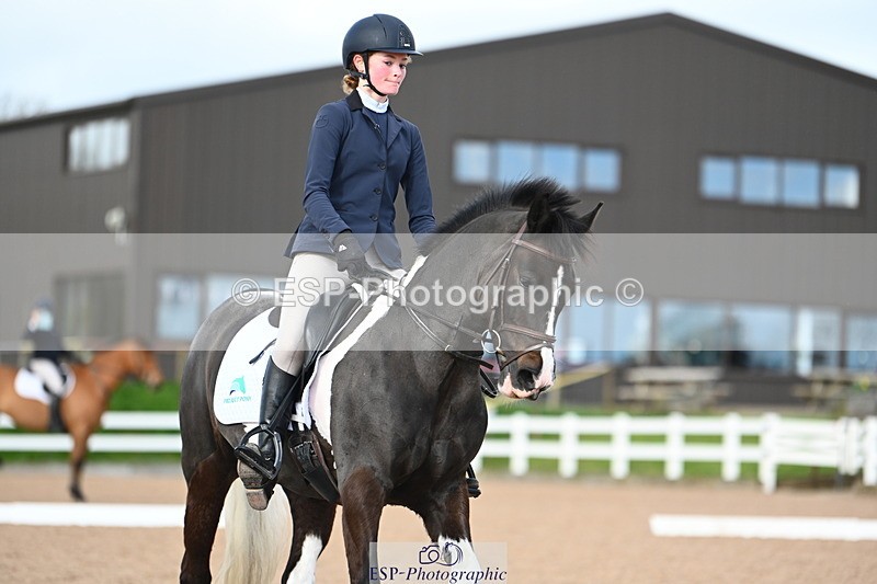 240323A-151302-02412 - UnA Novice 28