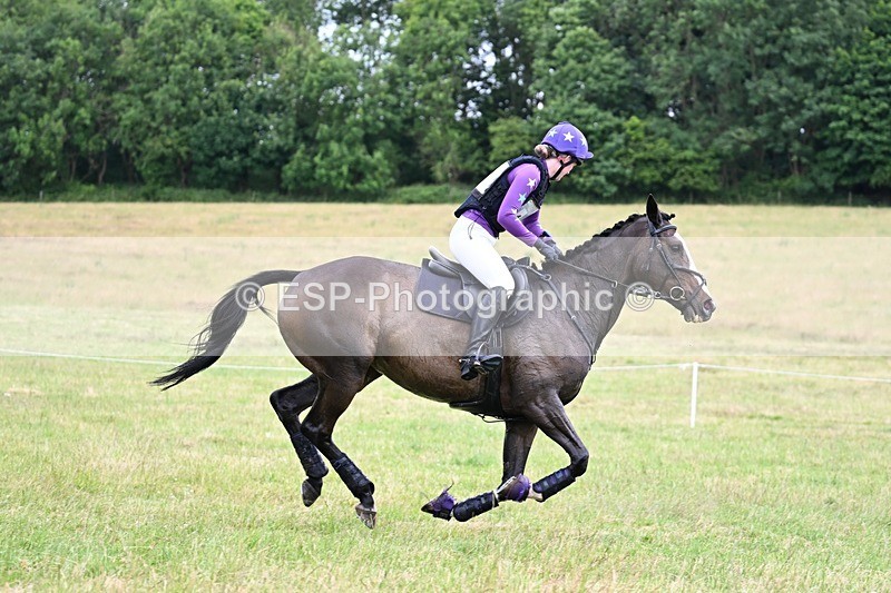 240630X-161740-10554 - 462-Gemma_Wells-COMBE_BREEZE