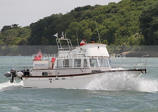 100530 DRAGONFLY IMG_7921 - Motor Yachts