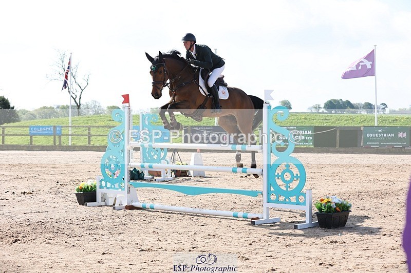 250427-101600-15265 - Cls 32 Young Horse 6yr old