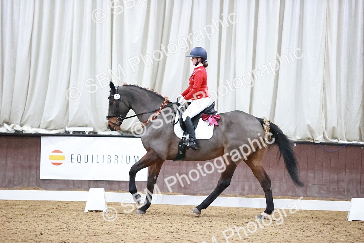SBM_001808 - Class 9 - Novice 4