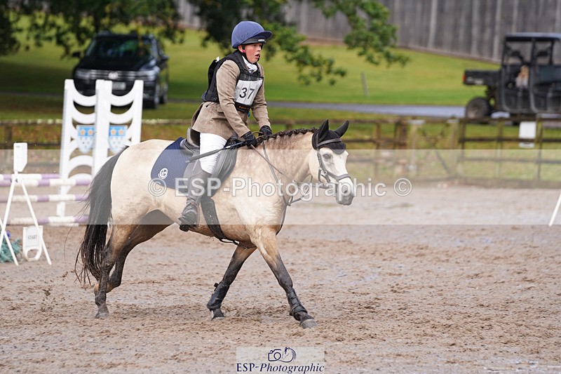 240824X-104920-23077 - 70cm Round 1 9.30 to 11.10