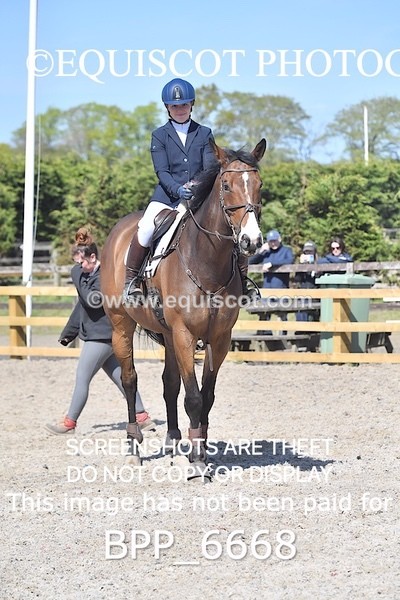 BPP_6668 - CLASS 37 MON 0.85m Amateur Championship Qualifier