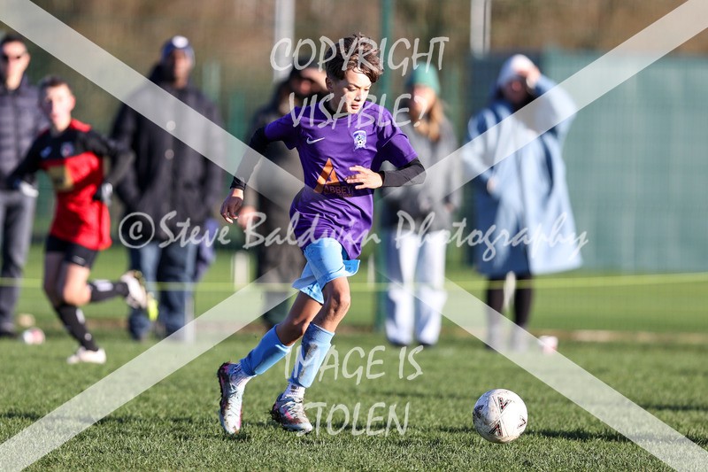 1DX31550 - 2025-11-23 FC Abbey Meads U13 Purple V Highworth Town Junior FC U13 T