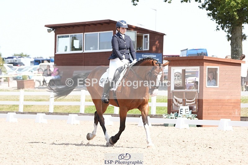 250817-125743-09204 - 162-Isabella.BalianBeechwood.Joey