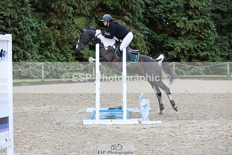 250831A-135254-10365 - Cls 42 Snr 1m Grand Prix