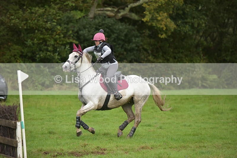 RAY_0678 - Class 6: 90cm +: Double of Brushes