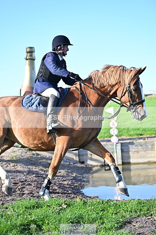 240912A-173130-02734 - Cls 7 Snr 90cm Open Speed Derby