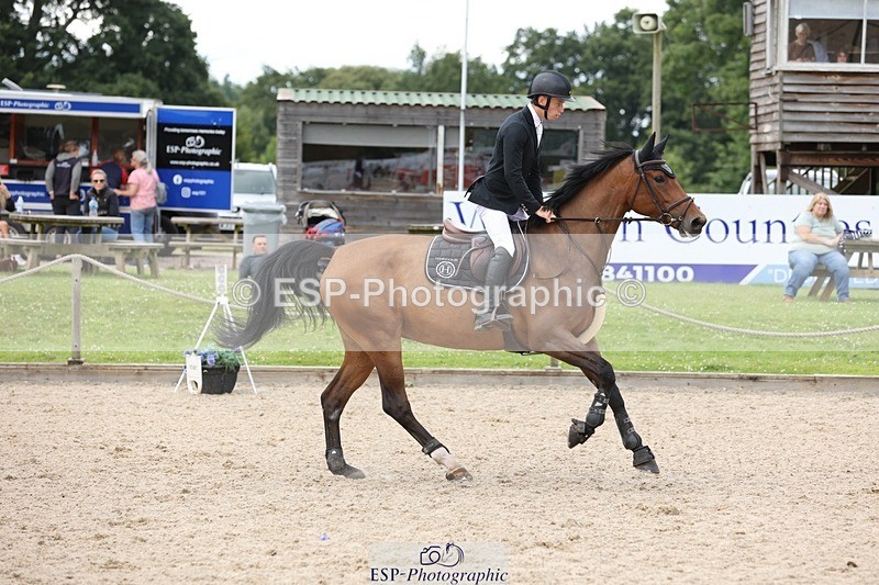 240711-160227-29250 - Cls 124 Foxhunter