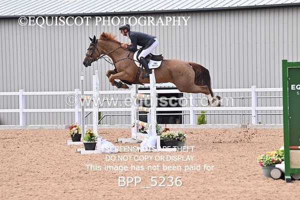 BPP_5236 - CLASS 8 THURS HOYS GFS Saddles Senior Newcomers Second Round
