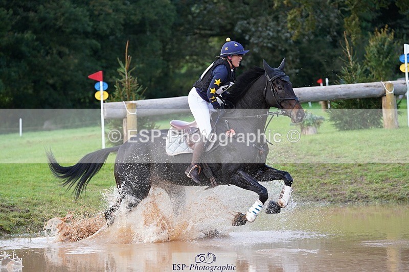 231021-144150-19329 - 473-COUNTING.STARS-Victoria.Newitt-SC+XC