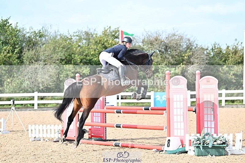 241004A-124135-02012 - Fri 09 95cm Amateur Quals