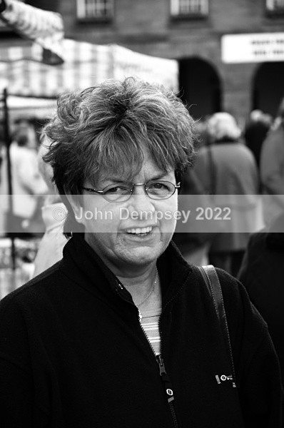 Norma - Local People