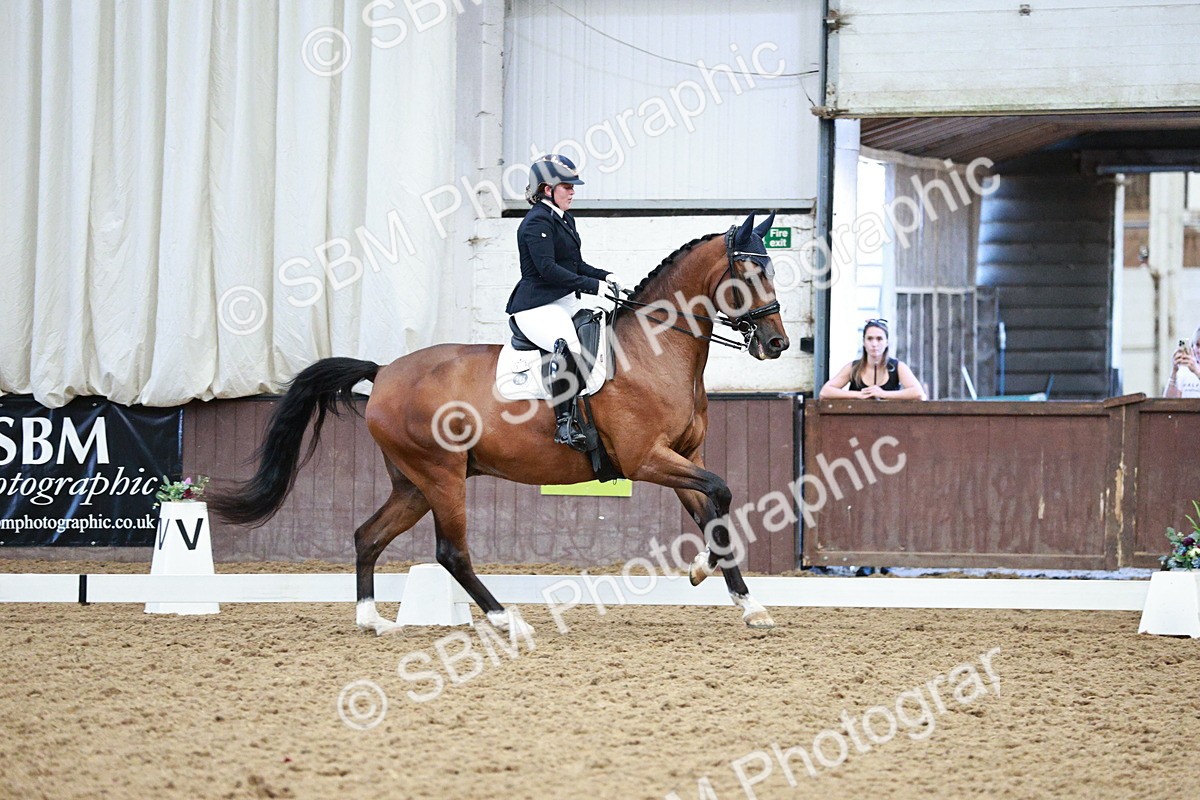 SBM_006582 - Class 16 - Advanced Medium 5 - 16.02-17.22