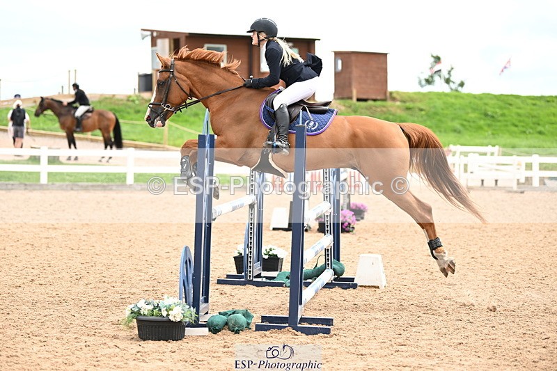 240802A-134616-04671 - Cls 25 1.05m Amateur Qualifier