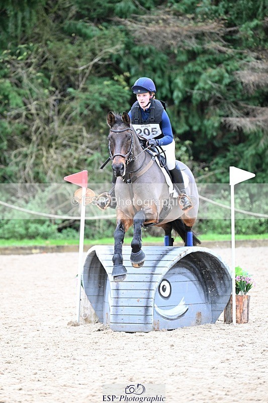 241116-132738-01578 - Cls 3 90-95cm