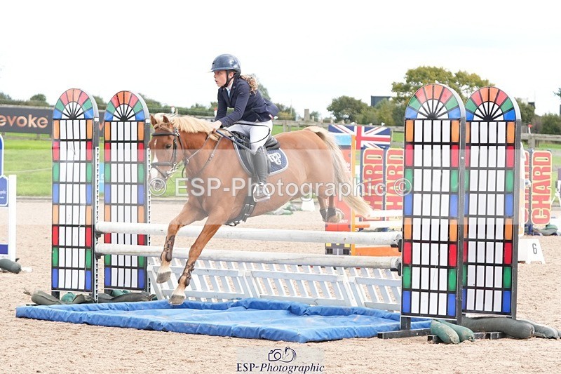 250921-143819-03698 - Cls 20 Pony 80cm Derby