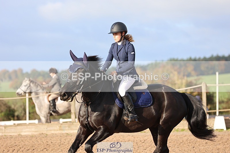 251025-100936-00813 - Cls 21+22 Club and Schools 60cm