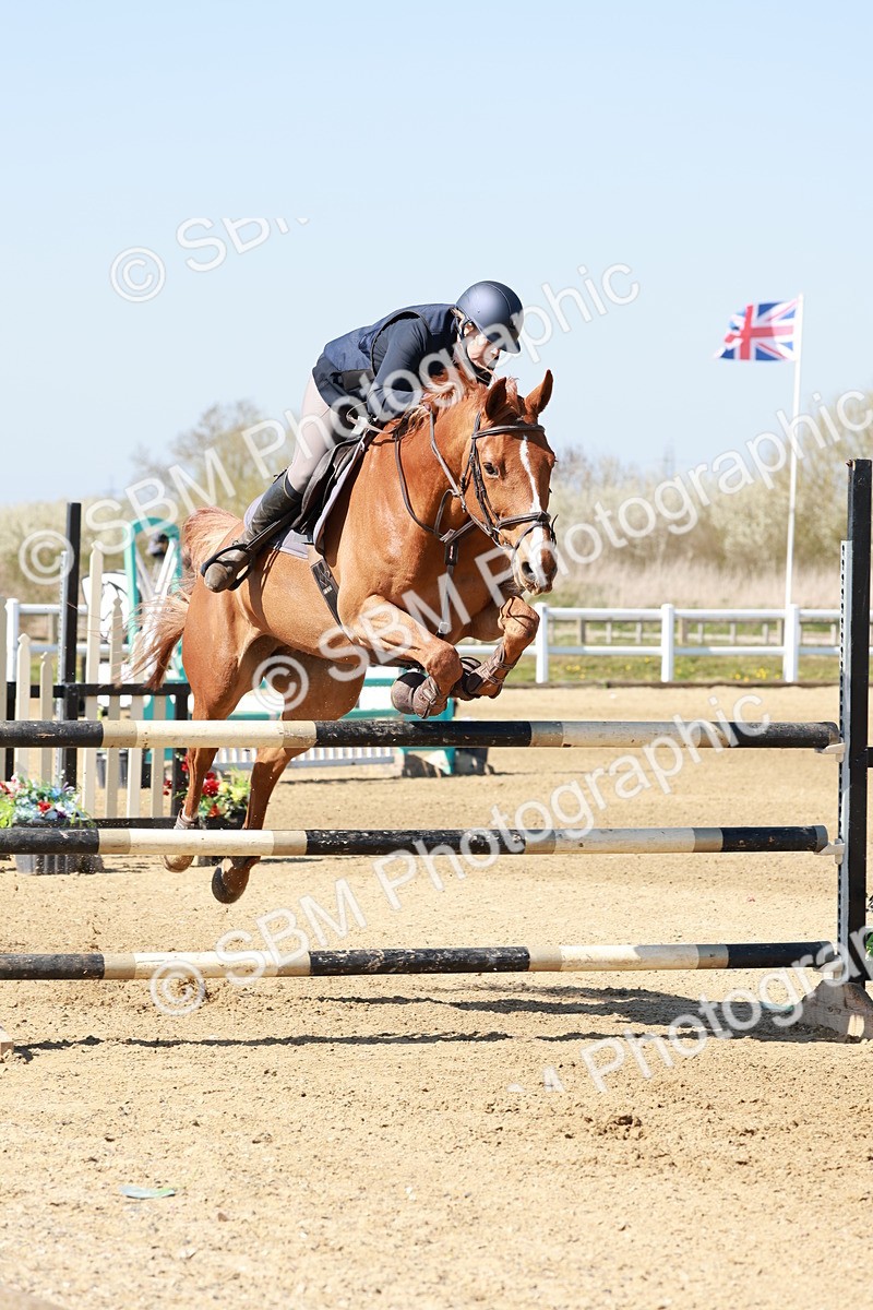 SBM_004322 - Class 17 - Senior Newcomers - 1.10m