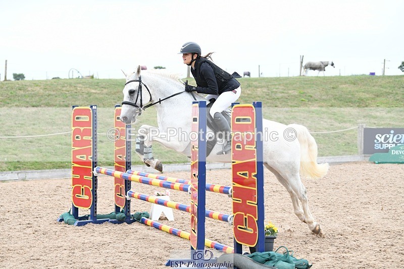 250807-110337-00426 - 90cm Round 1